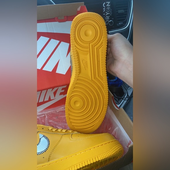 Off-white Air Force 1 University gold - Picture 2 of 4